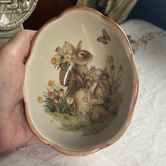 Cracker Barrel Easter Traditions all purpose bowl bunnies flowers scalloped edge - Picture 1 of 6